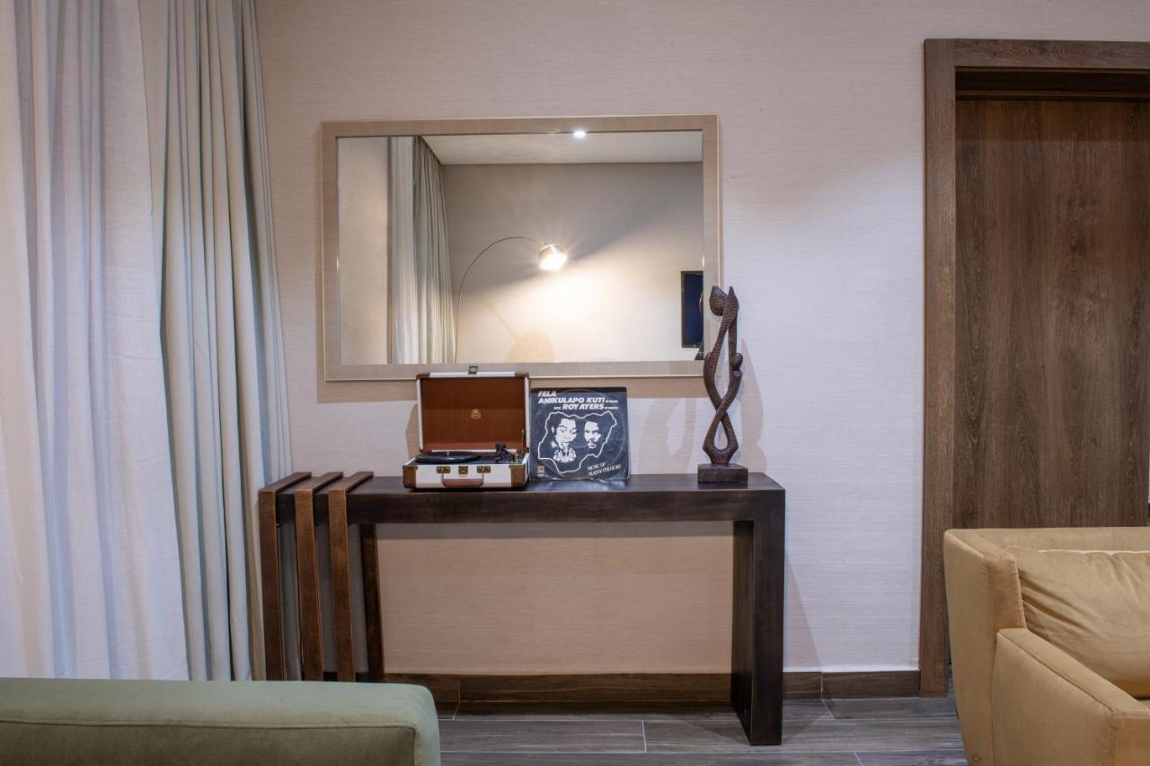 The White Orchid Hotel لاغوس المظهر الخارجي الصورة